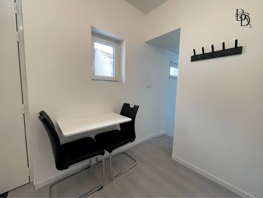 T1 Bis Appartement B3 30M2 Cosy 7Min A Pieds Des Gares 罗阿纳 外观 照片